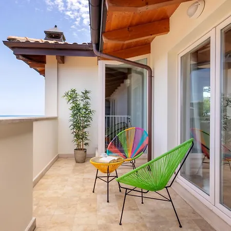 Residenza Marano 2b Διαμέρισμα *